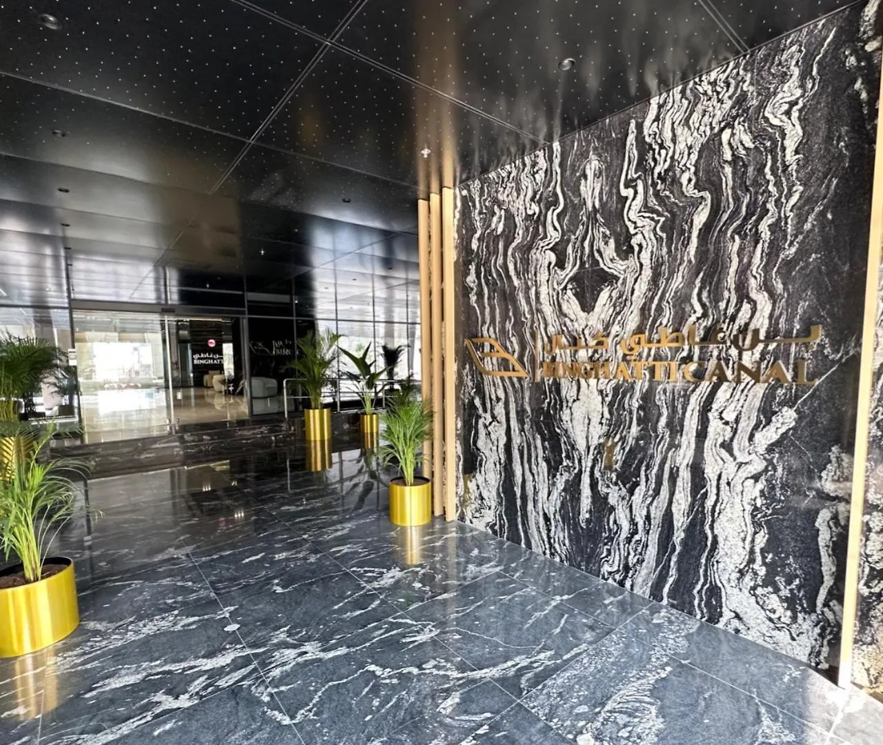 Guest house Binghatti Canal With Private Jacuzzi Burj Khalifa View Kings Dubai