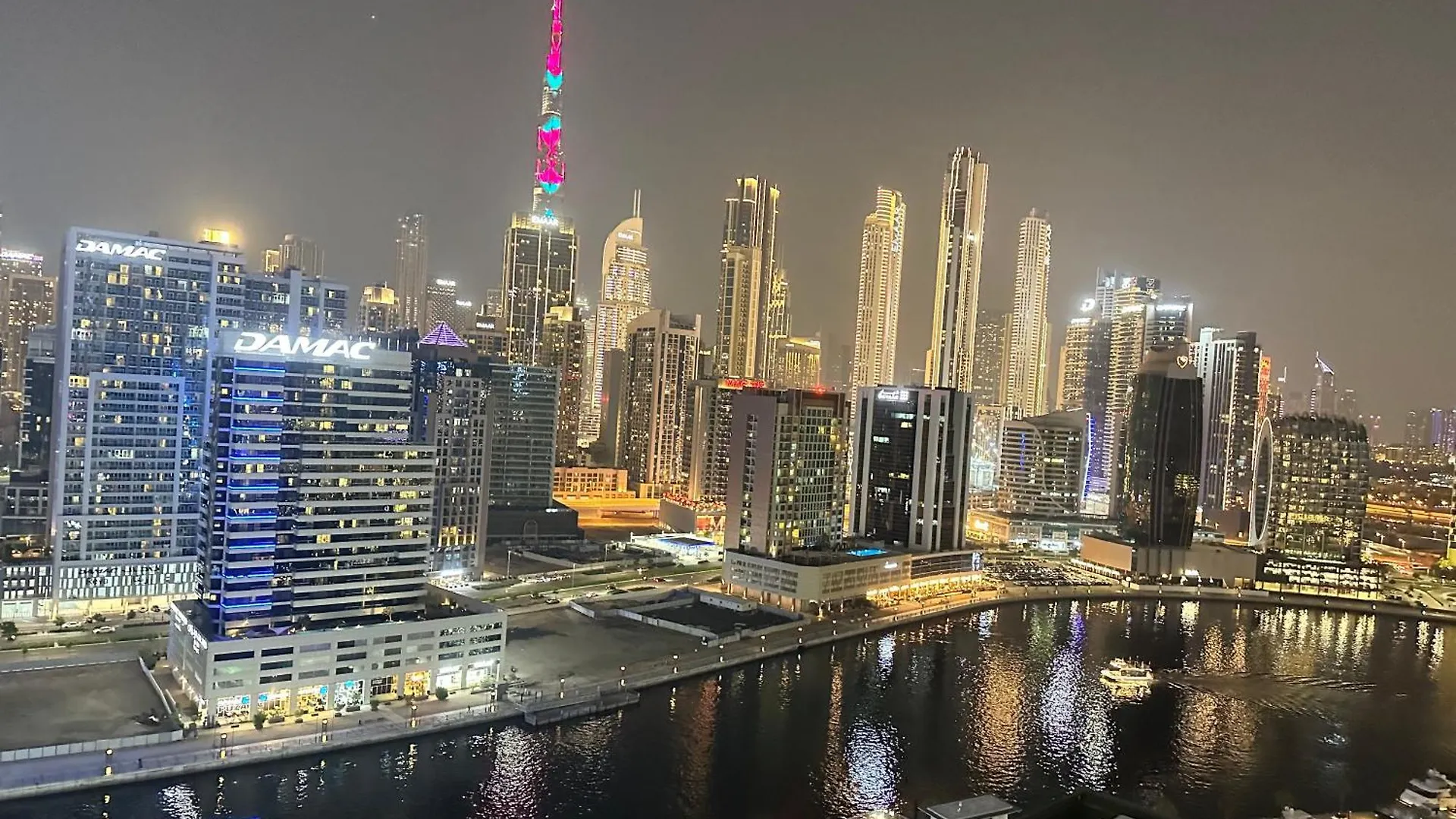 Guest house Binghatti Canal With Private Jacuzzi Burj Khalifa View Kings Dubai United Arab Emirates