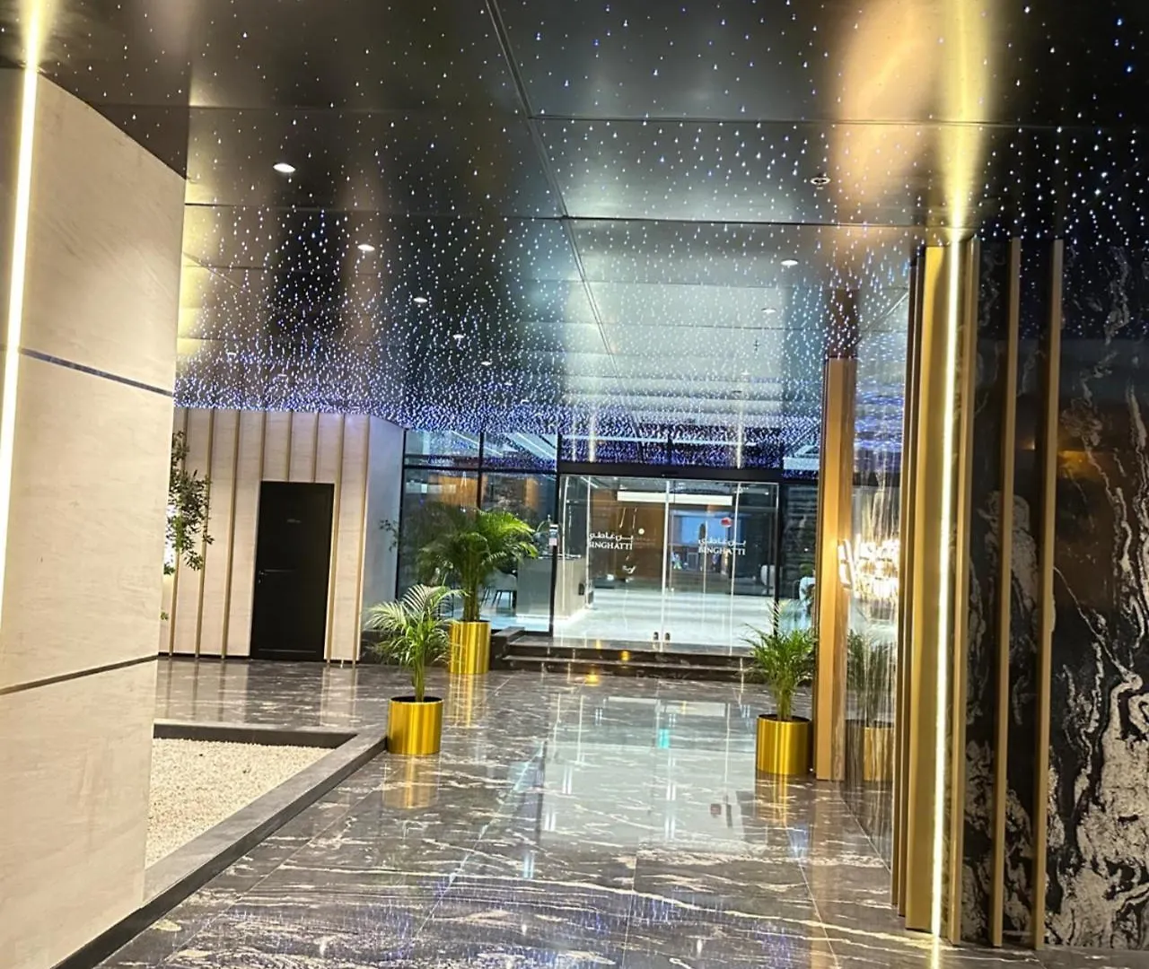 Guest house Binghatti Canal With Private Jacuzzi Burj Khalifa View Kings Dubai